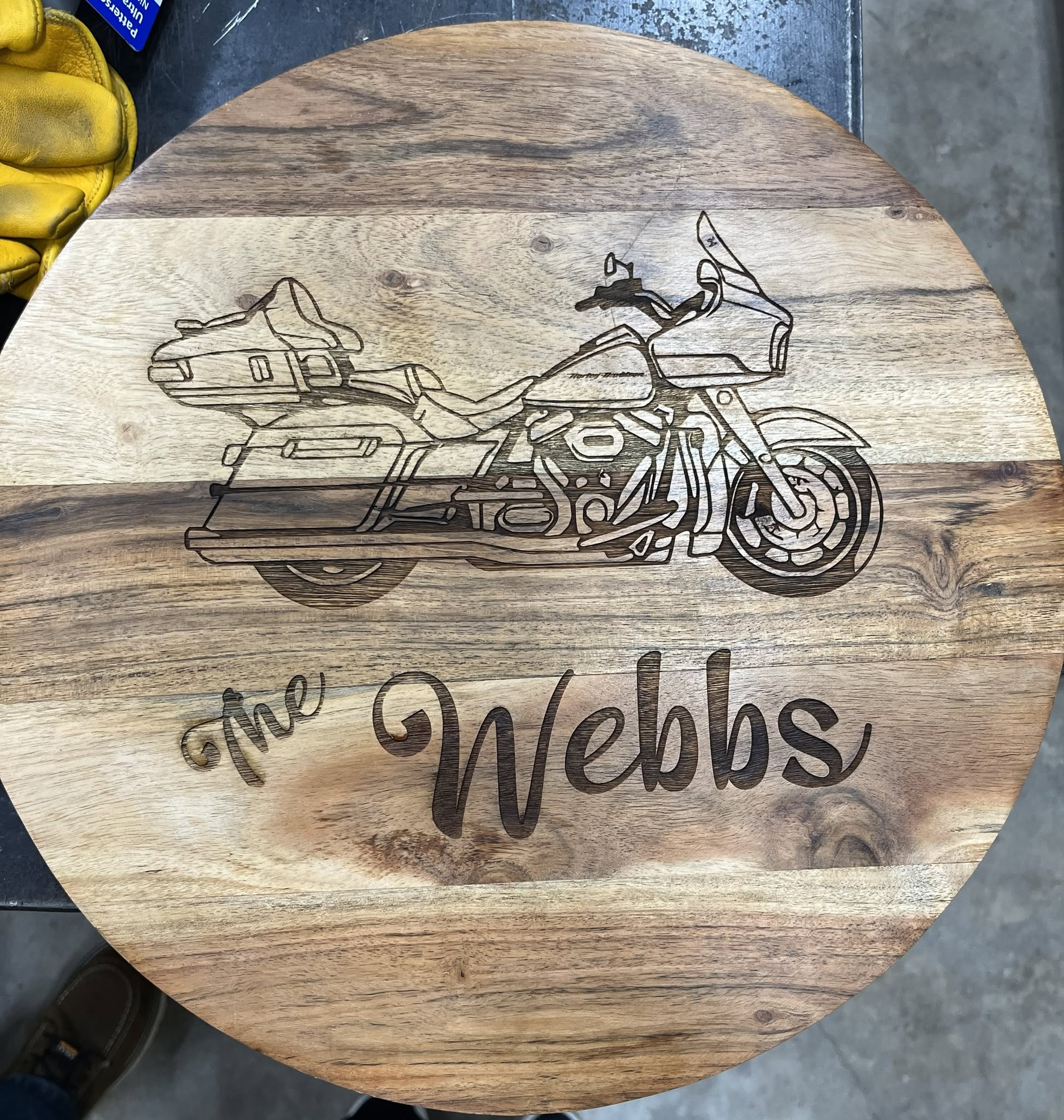 Round Engraved Cutting Board